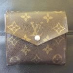 LOUIS VUITTON(ルイヴィトン)のモノグラム財布を全体補修&染め直し