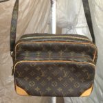 LOUIS VUITTON(ルイヴィトン)モノグラムショルダーバッグの破れ補修