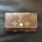 LOUIS VUITTON(ルイヴィトン)モノグラムキーケースの色落ちを部分補修