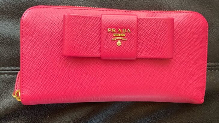 PRADA(プラダ)長財布のスレ、色褪せを全体補修&染め直し