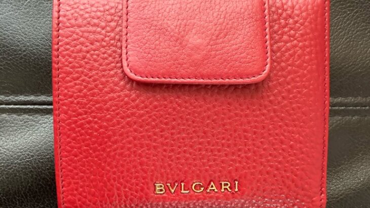 BVLGARI(ブルガリ)二つ折り財布の薄汚れを全体補修&レッドにカラーチェンジ