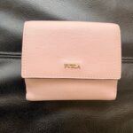 FURLA(フルラ)三つ折り財布のアルコールジミを染め直し