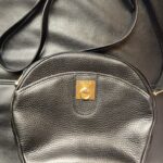 CELINE(セリーヌ)ショルダーバッグのスレ、色褪せを全体補修＆染め直し